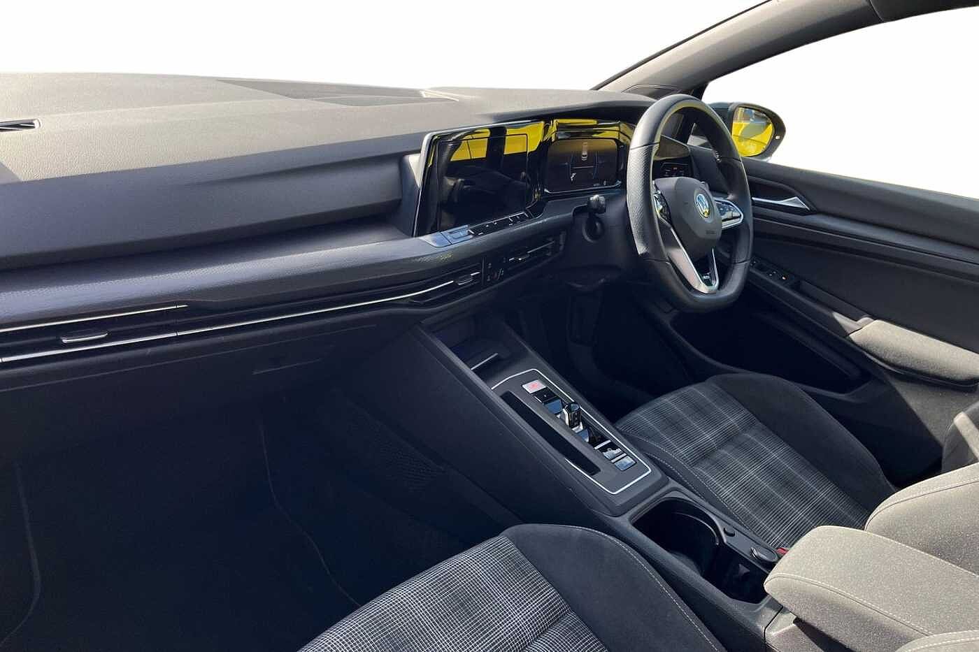Volkswagen Golf GTD MK8 2.0 TDI 200PS DSG 5 Door