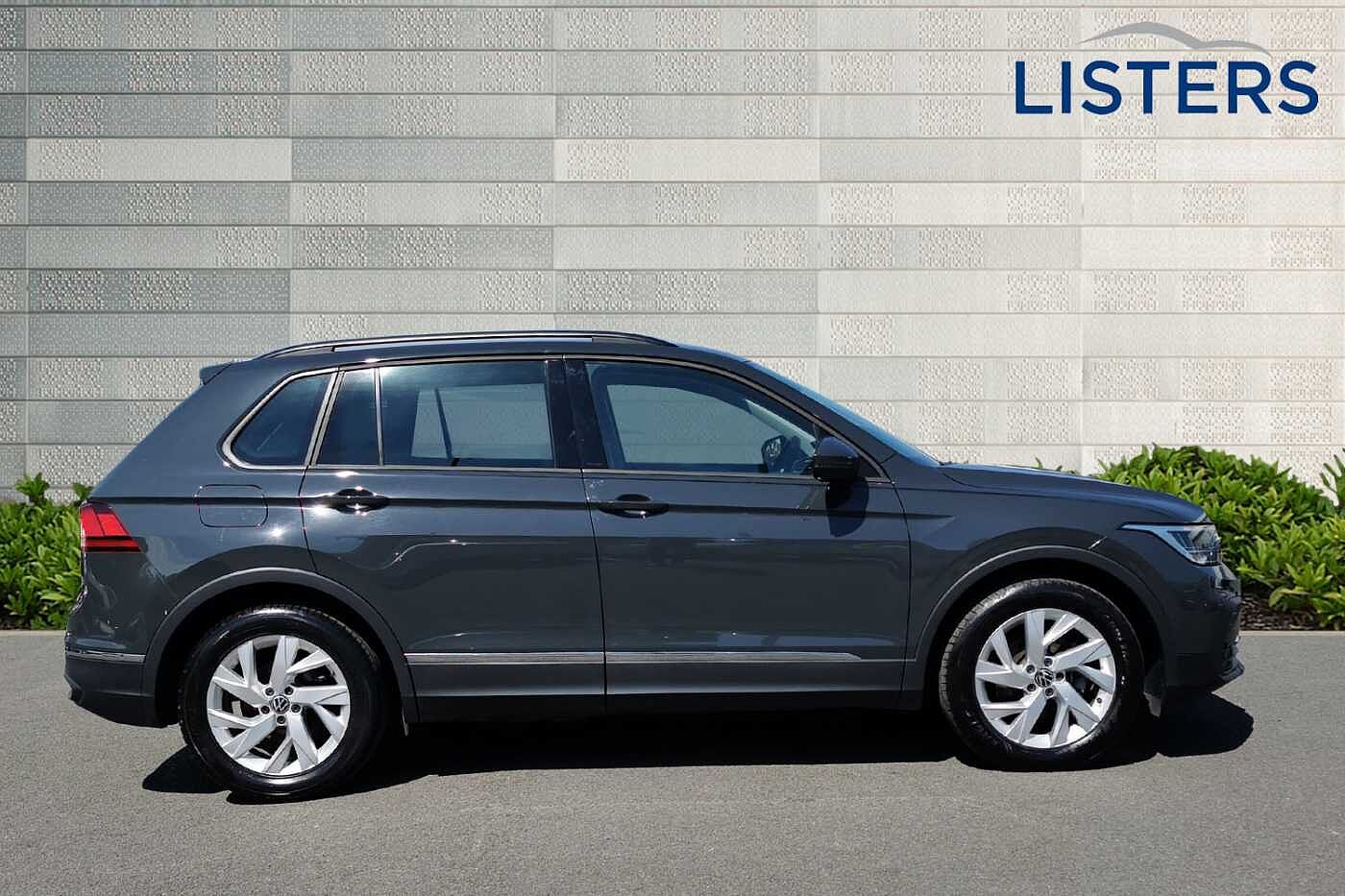 Volkswagen Tiguan Life 2.0 TDI 150PS 7-Speed DSG 5 Door