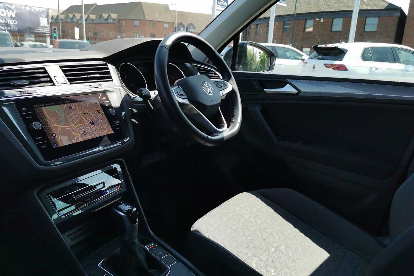 Volkswagen Tiguan Life 2.0 TDI 150PS 7-Speed DSG 5 Door