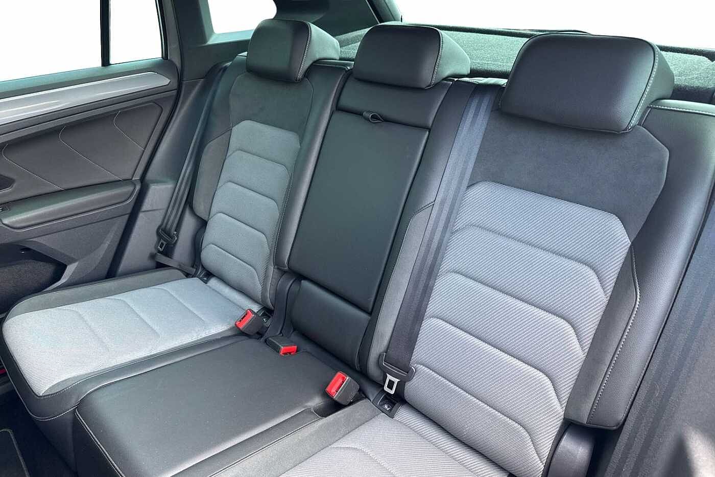 Volkswagen Tiguan 2.0 TDI 150PS 2WD R-Line 5Dr