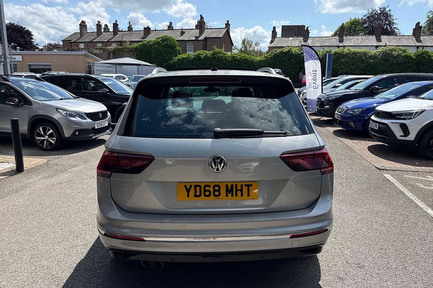 Volkswagen Tiguan 2.0 TDI 150PS 2WD R-Line 5Dr