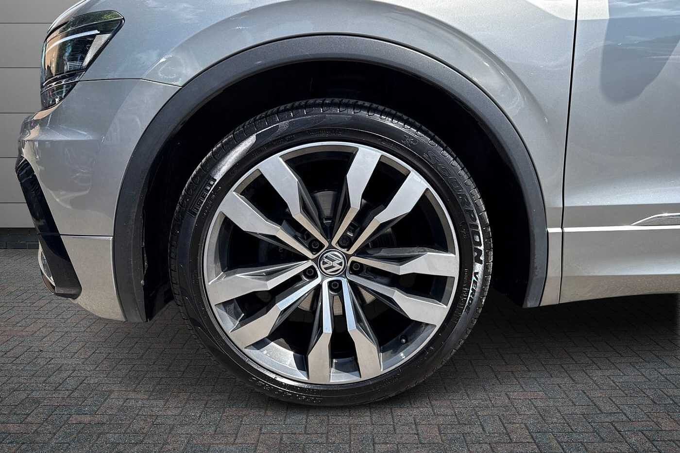 Volkswagen Tiguan 2.0 TDI 150PS 2WD R-Line 5Dr