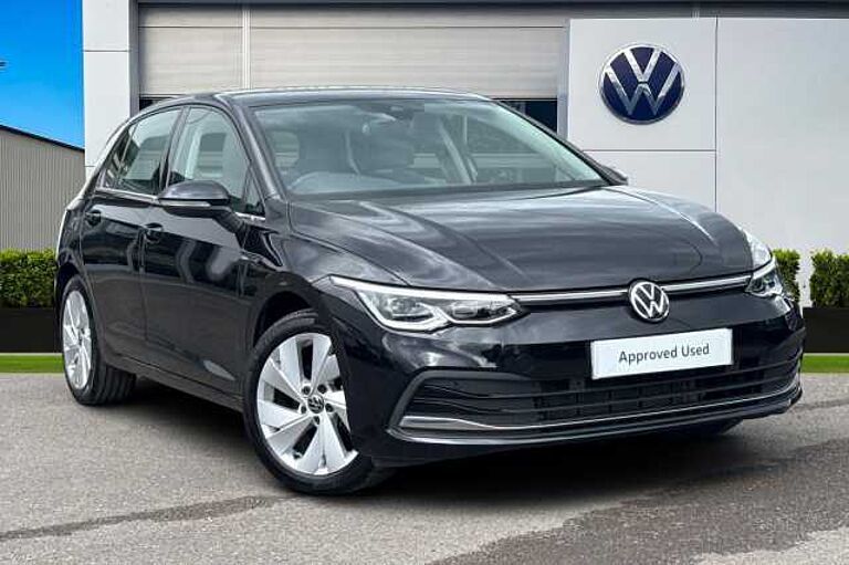 Volkswagen Golf 1.5 eTSI (150ps) Style EVO DSG