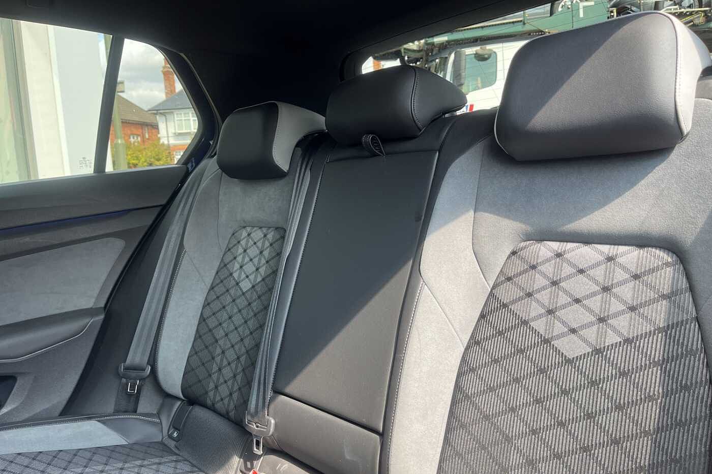 Volkswagen Golf 1.5 TSI 150 R-Line 5dr