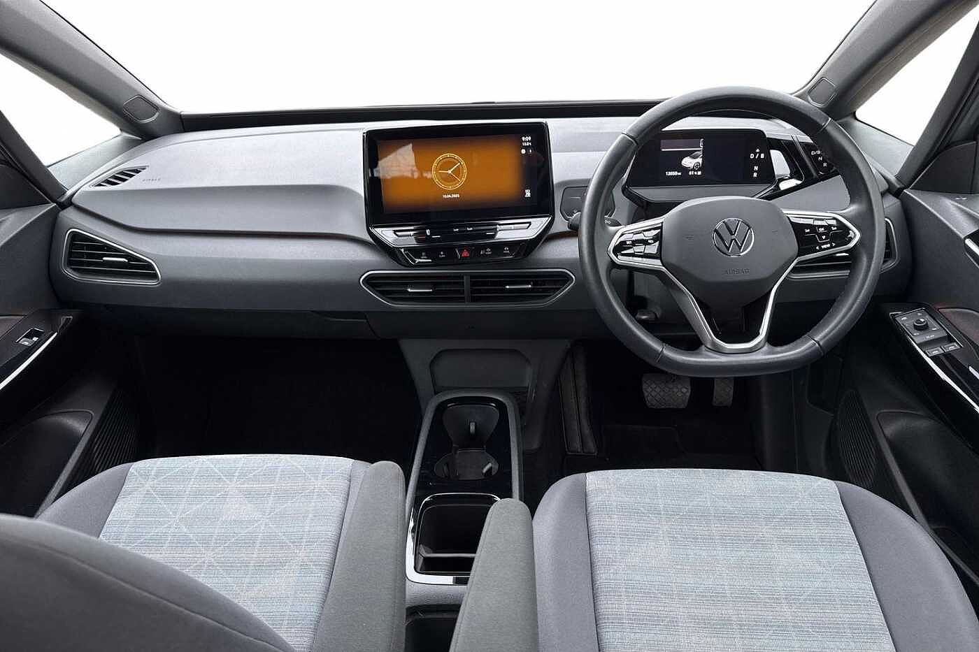 Volkswagen ID.3 Pro Performance 58kWh Life Hatchback 5dr Electric Auto (204 ps)