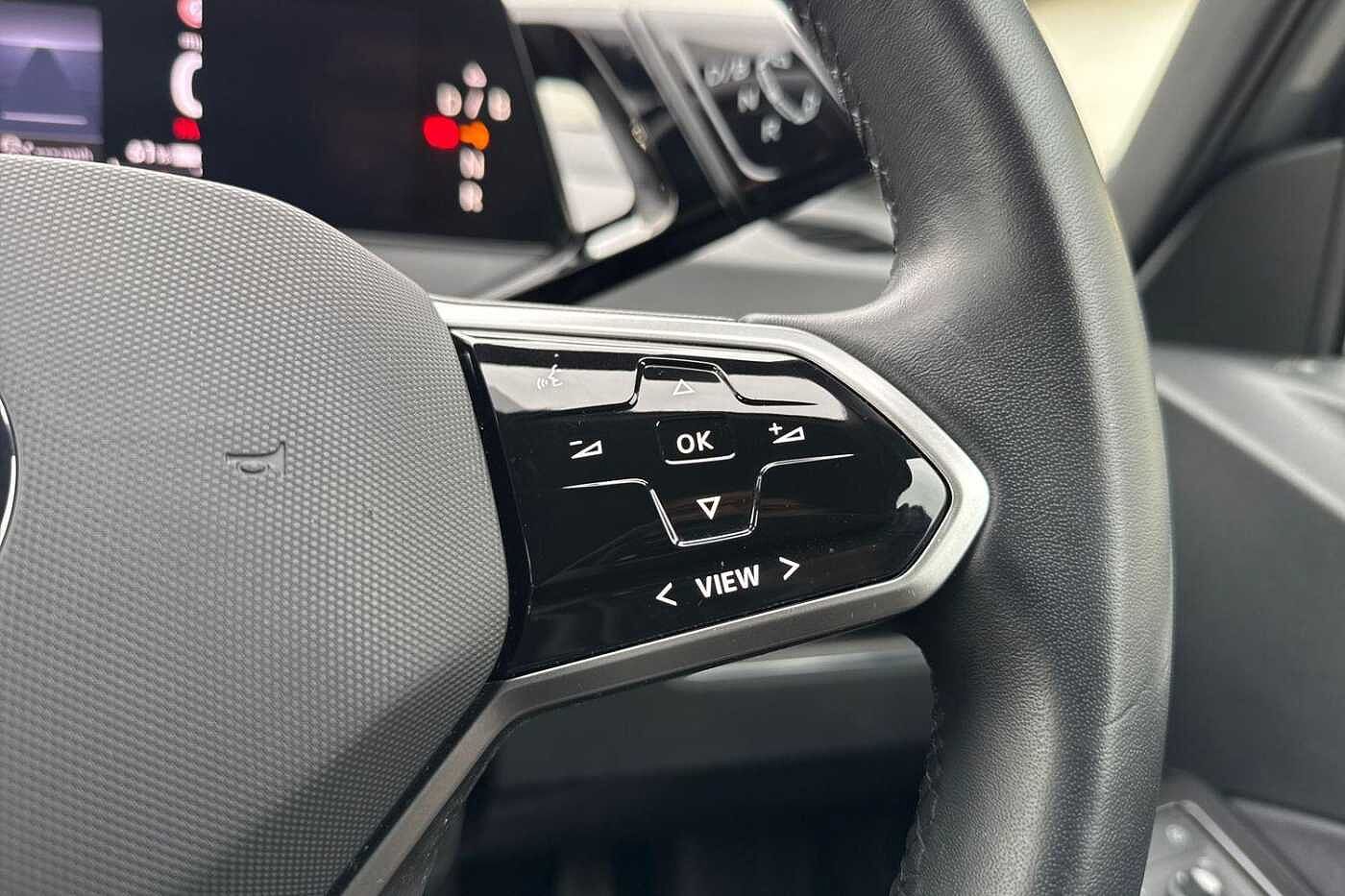 Volkswagen ID.3 Pro Performance 58kWh Life Hatchback 5dr Electric Auto (204 ps)