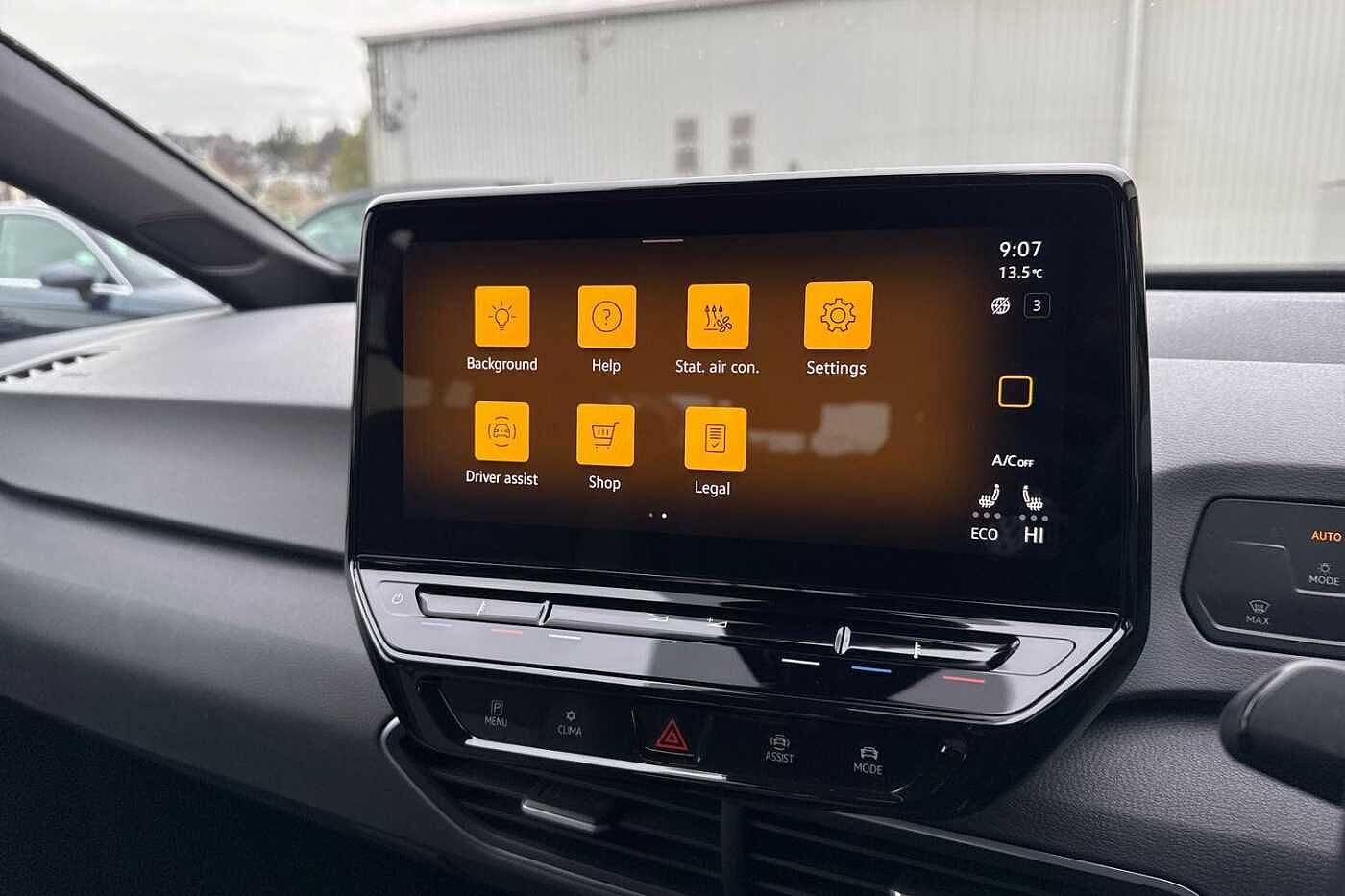 Volkswagen ID.3 Pro Performance 58kWh Life Hatchback 5dr Electric Auto (204 ps)
