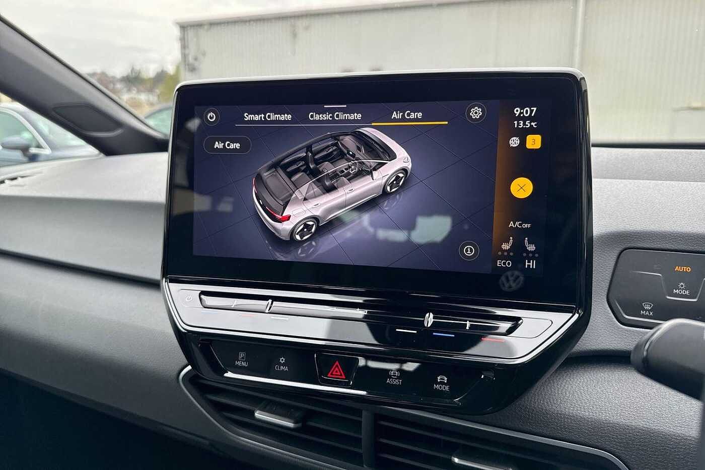 Volkswagen ID.3 Pro Performance 58kWh Life Hatchback 5dr Electric Auto (204 ps)