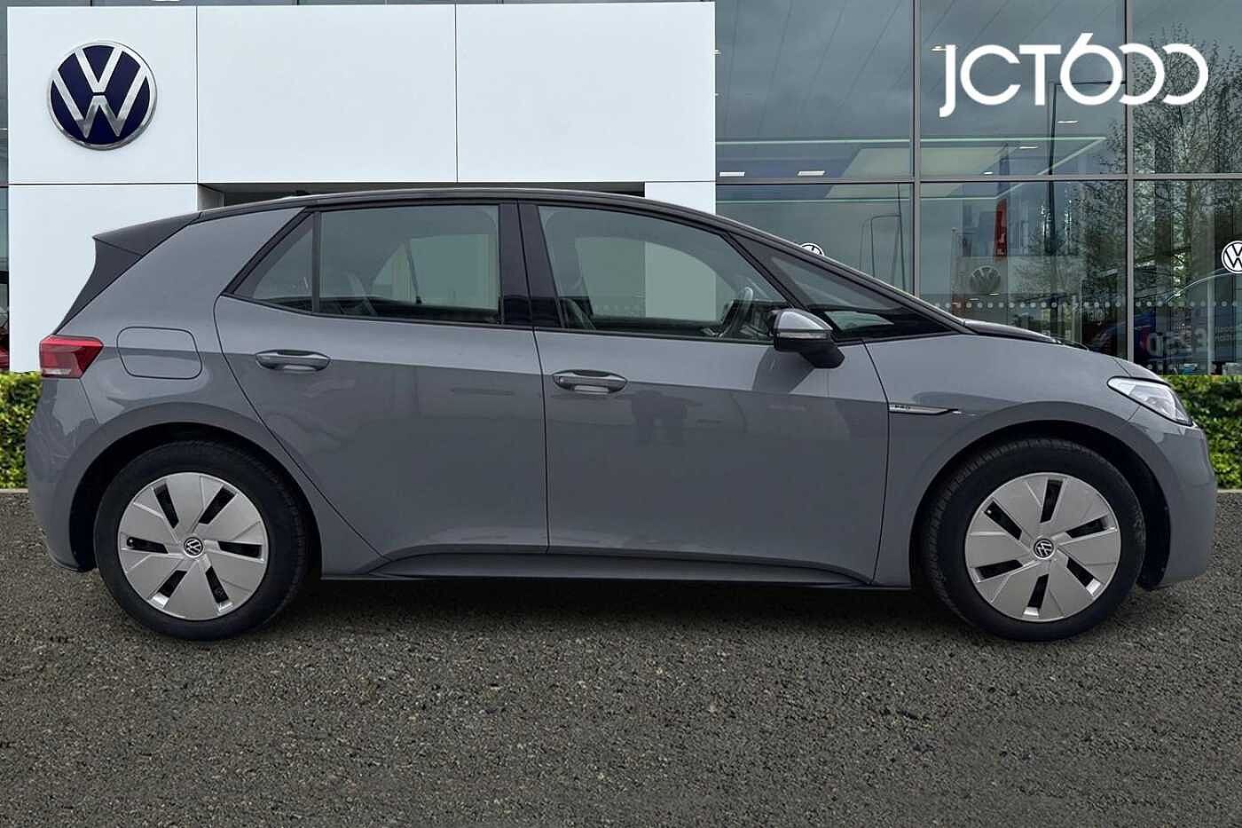 Volkswagen ID.3 Pro Performance 58kWh Life Hatchback 5dr Electric Auto (204 ps)