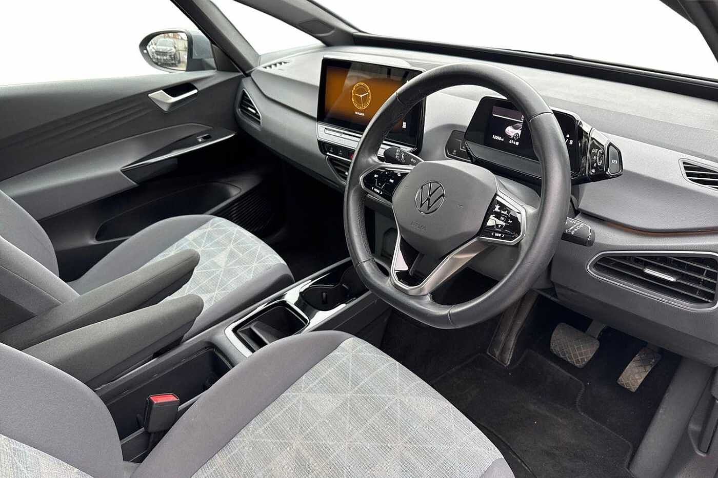 Volkswagen ID.3 Pro Performance 58kWh Life Hatchback 5dr Electric Auto (204 ps)